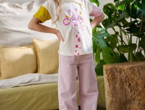 Παιδική Μπλούζα για Κορίτσια Cool Giraffe – ΕΚΡΟΥ